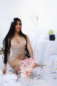 KatieNolan_1 Garden of Intimacy Immagine  5