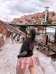 Abriil_cutee 🖤🖤 صورة واحدة|Abriil_cutee 🖤🖤 صورتان|Abriil_cutee 🖤🖤  3 صور|Abriil_cutee 🖤🖤  3 صورة