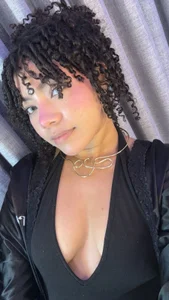 Layla_Banks Public Kuva 3