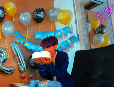 spicy_adonhis🥳 Happy birthday, Hans! 🎂图片 5