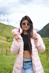 AlaiaRogers Good vibes Pic 3