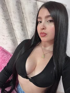 angel_sweet_vのHoney ❤️‍🔥の 4枚の写真