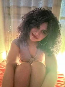 Mara-Bella Public Pic 3