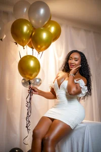 RoxannaBlanche 🎉Happy birthday to me🎉 Pic 9