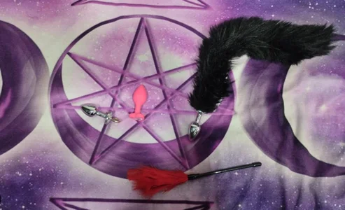 Yourgoddessbab3my toys UwU Bild