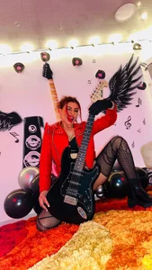 NatyQueen_: Rock with ( 4 фото)