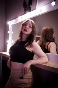 melissa_adamss Public Pic 2