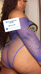 MakeMeCumAsia Public Foto 4