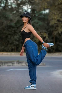 Gaby_zahir_ Public Hình 5