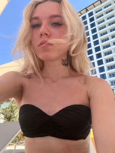 It's ME de DianeHonnette  4 Imagens