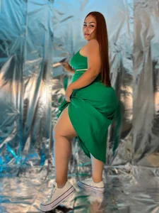 LeahxBarker I wish you a nice end of the year Pic