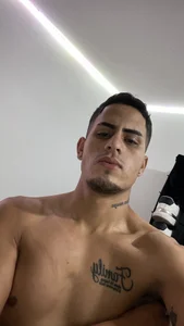 I'am dalton de Dalton_oficial  2 Imagens