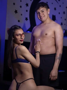 Sexys od Ethan_N_Abby  6 snímek