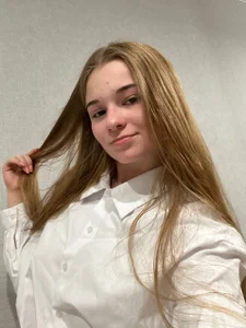 RosamariaBreeding White Shirt and a Tiny Smile 🤍 Pic 4