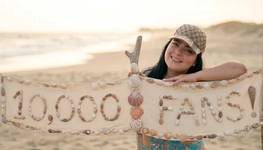 10k followers, thank you guys, I love you ♥️ de Anastasiaxxx69 Foto 2