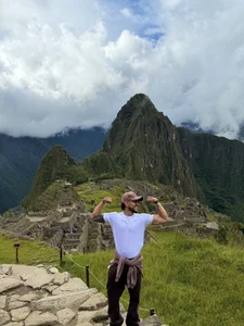 ARON_TAYLER01 Perú 🇵🇪  8টি ছবি