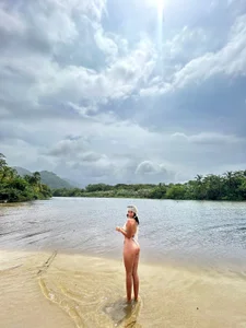 GraceWallace_のBeach 🏝️の枚の写真