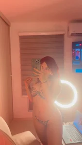 kenndall_21 Your favorite redhead Foto 2