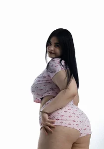 Zdjęcia SandraEleson How do you like my outfit?🥰:  3