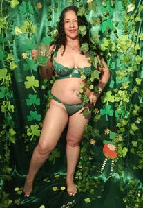 Trébol fire 🔥 od Adelesmithh  3 snímek