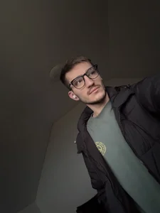 yoyoboy988のYoyoboyの 4枚の写真