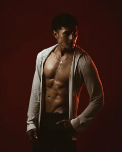 AustinJones_ It's better in red! 🔥❤️☄️ Foto 4