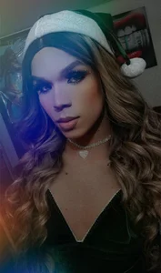 sthephylittle green christmas 🎄✨ Pic