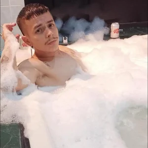 PaleVibes Public Foto