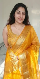 Mallu-Ria Public Pic 3