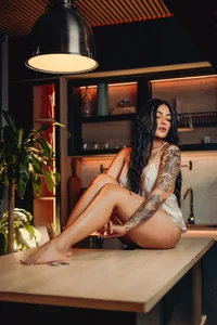 EviePhoenix Nighttime cravings🍷 Pic 3