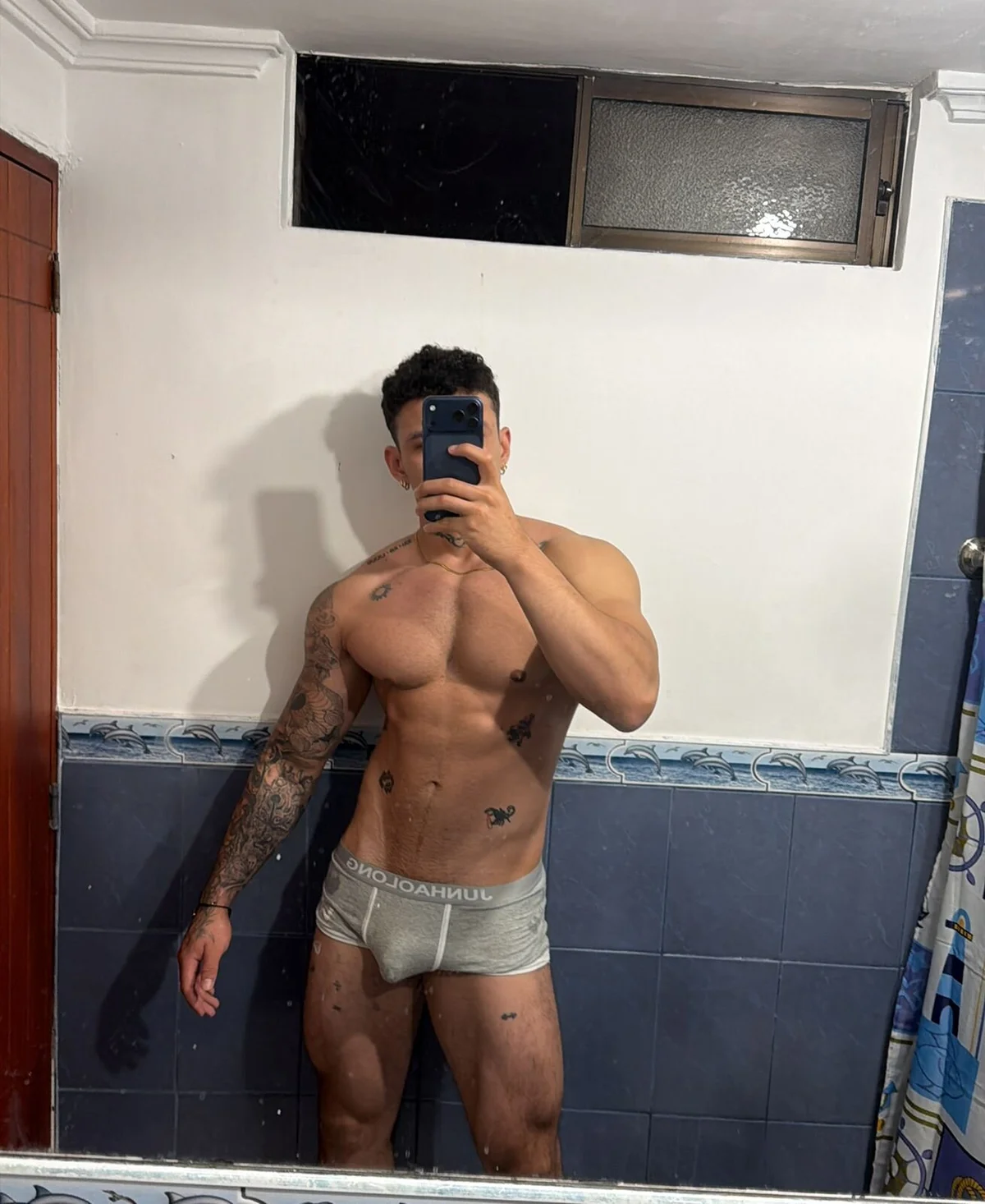 Трендове зображення  3604 NoahhBrown