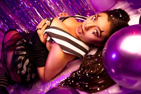 Bella__Laneのsexy clownの枚の写真