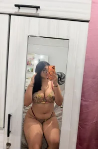 Public de Daphne_Brow  2 Imagens