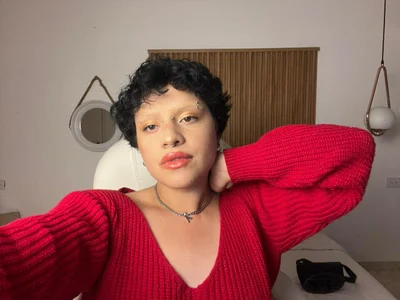 Alaska_deluxe New haircut Pic 4