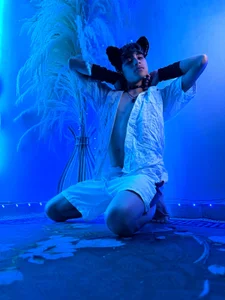 Naughty kitten de Leo_Glow  3 Imagens