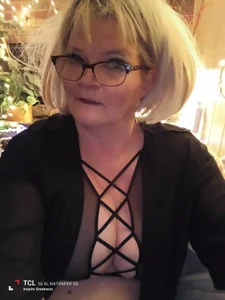 TheKinkySongwriter TheSexySongwriter likes to flirt! รูป  9