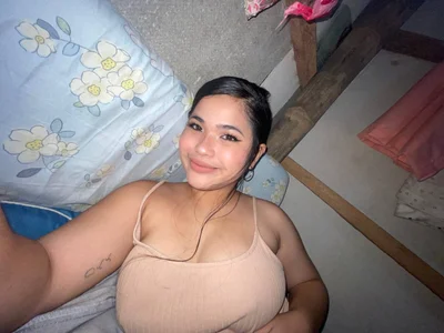 RubyVelour69 Public Foto