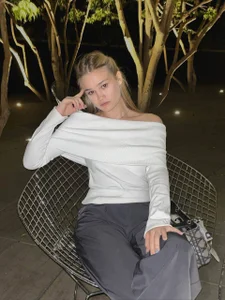 Liana_Bert Public Foto 6