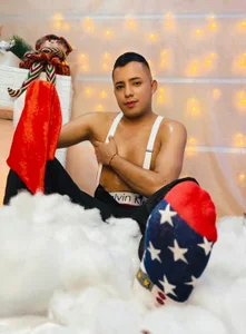 mike_fetish Navidad 2025 Immagine  5