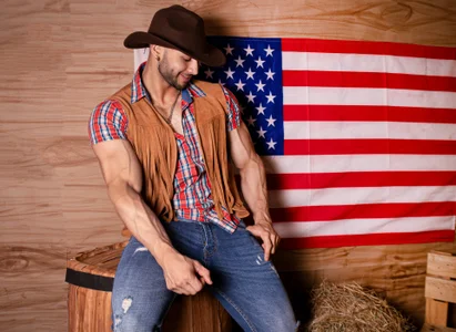 AlexLenox_ July 4th 🤠 Independence Hình 4