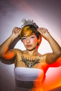 Ashnikko__ March 10th is my birthday Bilde