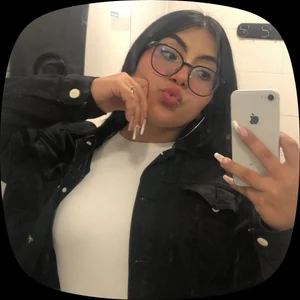 Dennis_saenz Hi i am dennis!! ❤️🖤 Pic