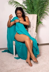 Naughty mature girl🍒 de LuciaKiss  2 Imagens