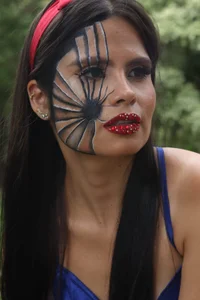 liz_cat97_ happy March Pic 4