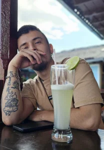 one of my adventures de james_connor2  7 Imagens