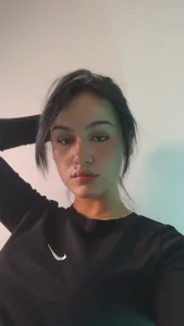 MonicaFarmer kiss me Pic