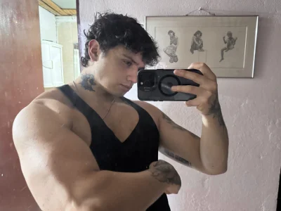 muscular body de Jareth_Brunet  6 Imagens