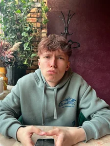 funny me de tommy_colson  2 Imagens