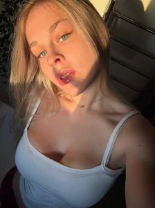 liyastar_ Public Pic 5