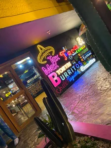 MaxiRogers my days! know what I like to do Pic 5